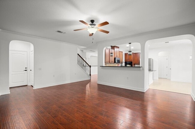 Building Photo - 8717 Panadero Dr