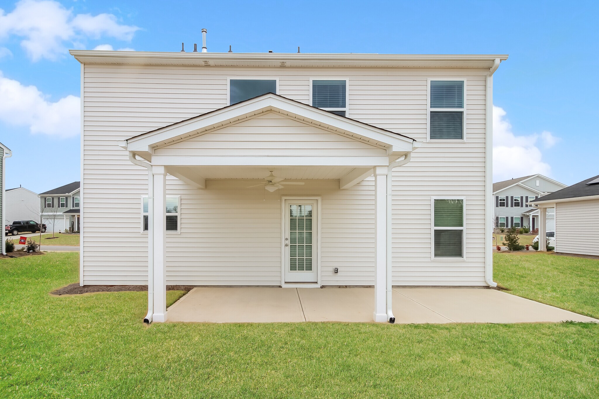 Building Photo - 518 Whittier St