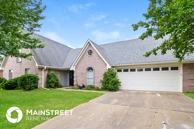 Building Photo - 6779 Dianna Dr