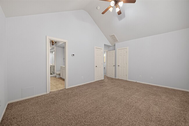 Building Photo - 3308 Clearview Cir
