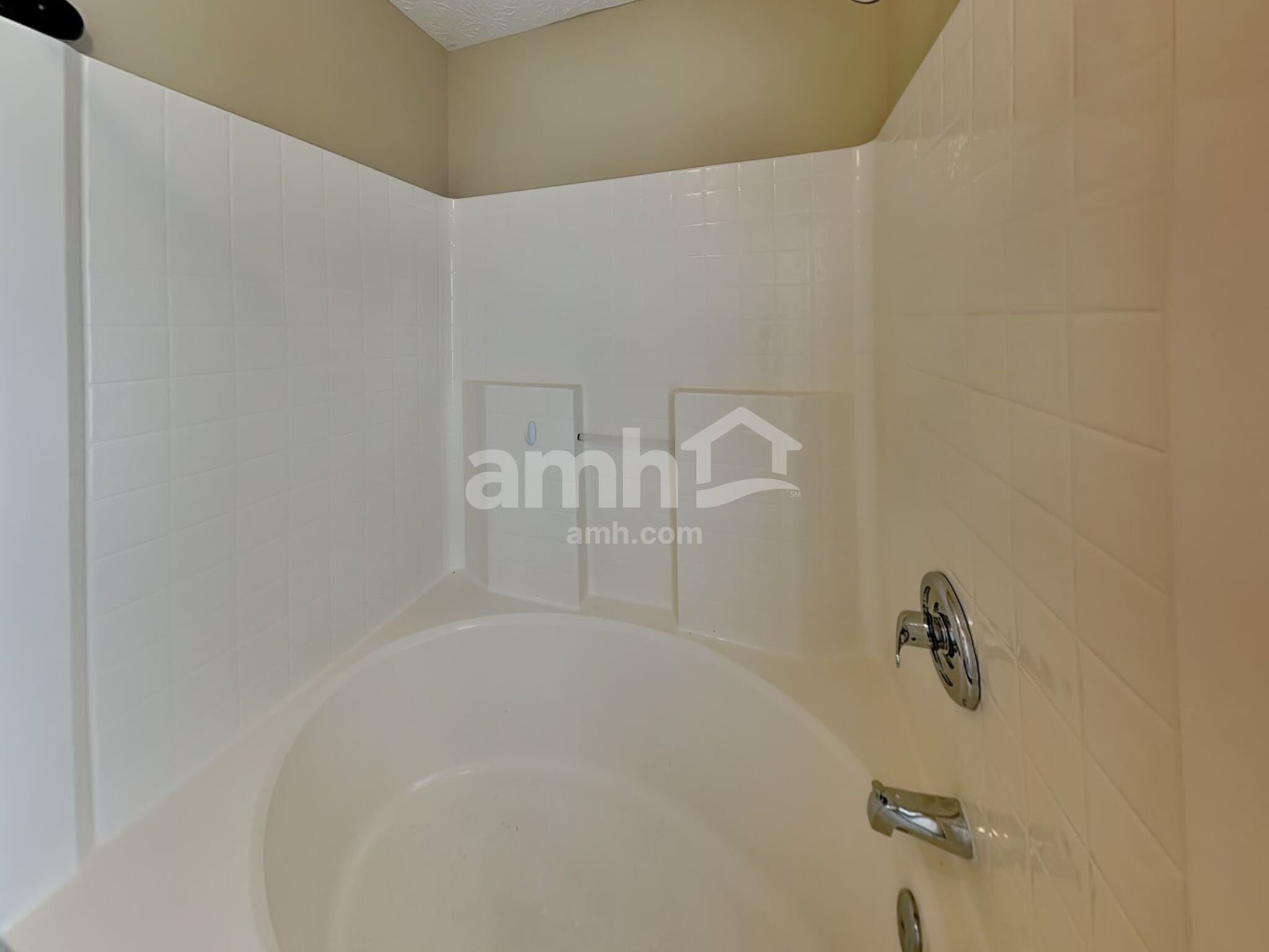 Building Photo - 2419 Hoose Dr