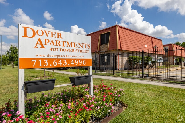 Building Photo - Dover Place Apartments - All Bills Paid