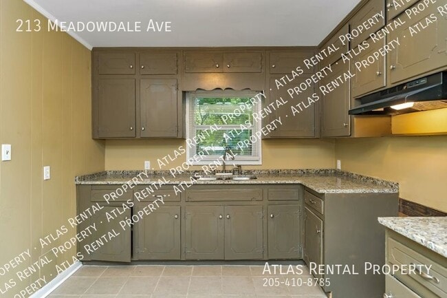 Building Photo - 213 Meadowdale Ave