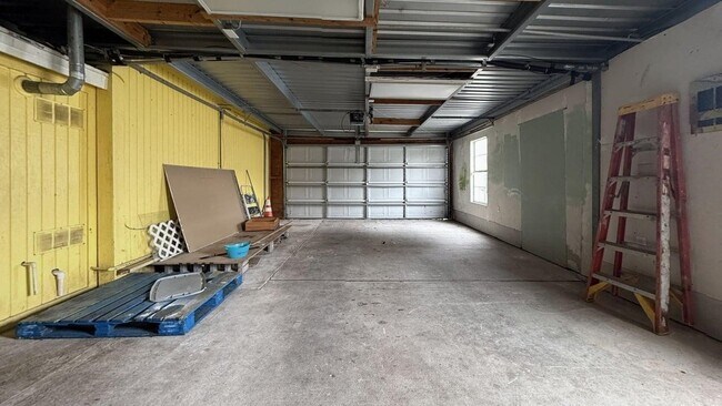 Building Photo - 7975 Booker St