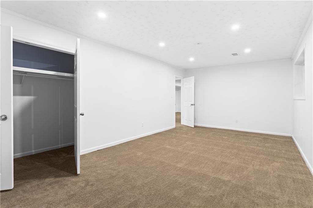 Building Photo - 2304 S Hairston Rd