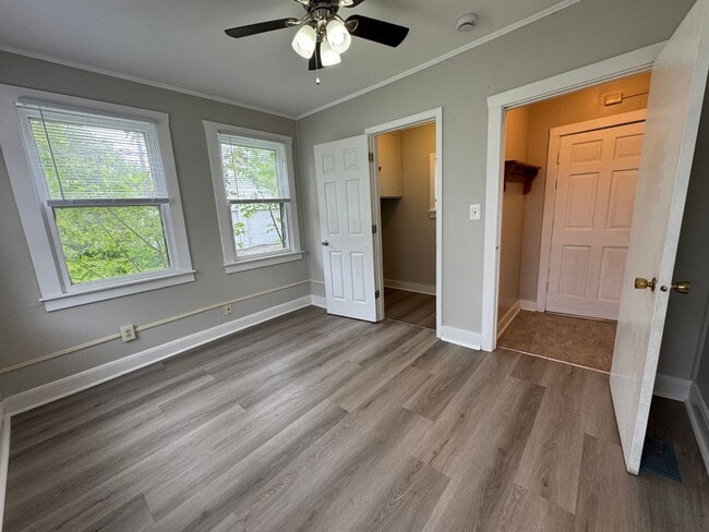 Building Photo - The Ultimate Floor-ty: 3 Bed/1.5 Bath Home...
