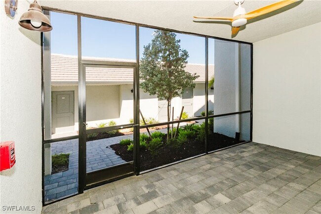 Building Photo - 5467 Double Eagle Cir