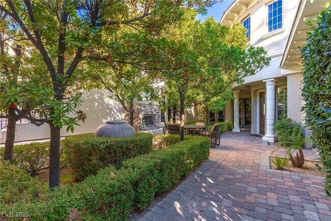 Building Photo - 12056 Royal Dolnoch Ct
