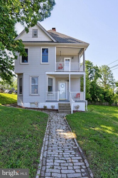 Building Photo - 3519 Coolidge Ave