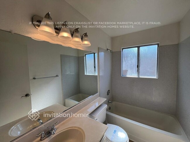 Building Photo - 2906 Erin Dr