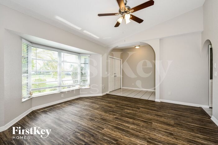 Building Photo - 25384 Narwhal Ln
