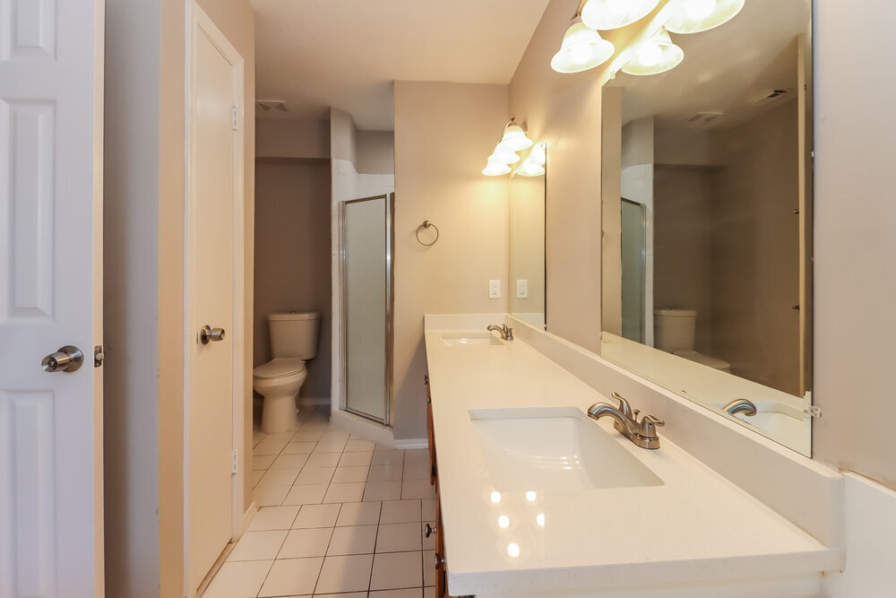 Building Photo - 16415 Hidden Gate Ct