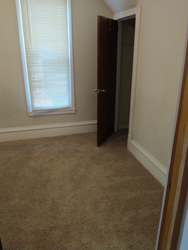 Building Photo - 2720 N Girard Ave