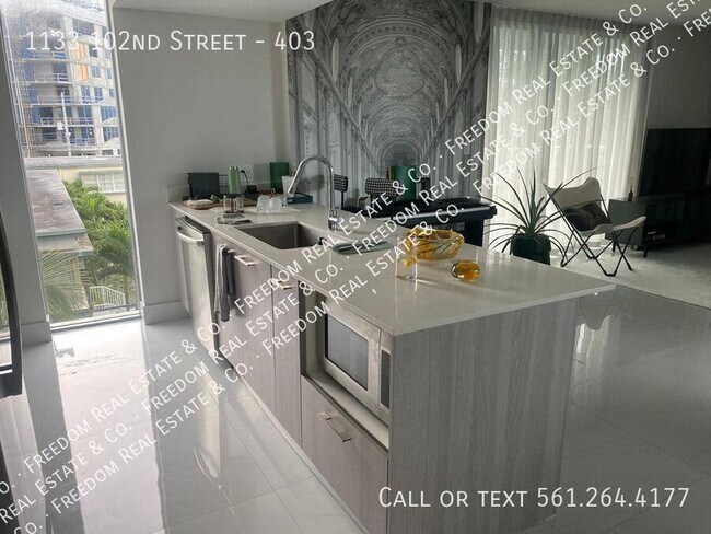 Building Photo - 1133 102nd St