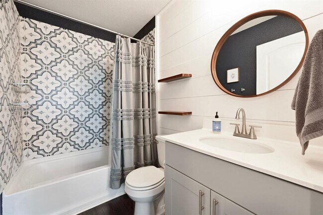 Building Photo - 317 Black Alder St