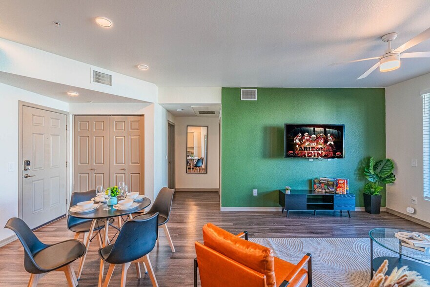 Building Photo - 9600 W Georgia Ave