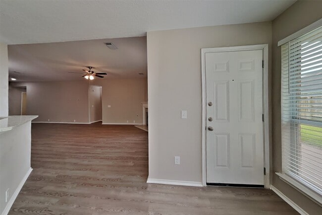 Building Photo - 6715 Atasca S Ct