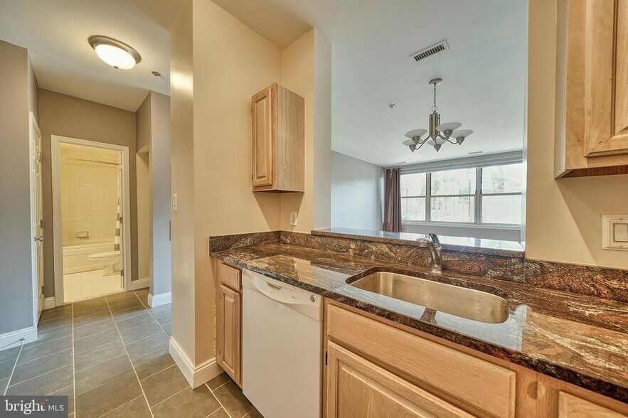 Building Photo - 1200 Braddock Pl