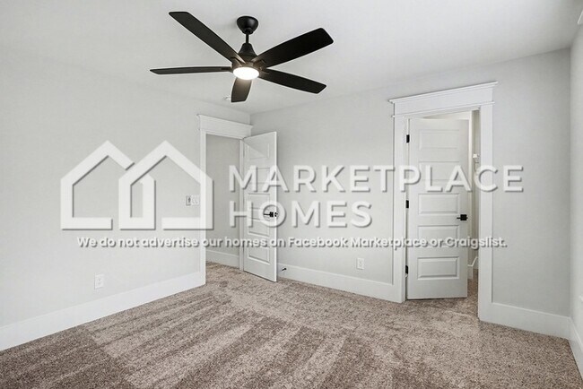 Building Photo - 556 Kingwood Ln