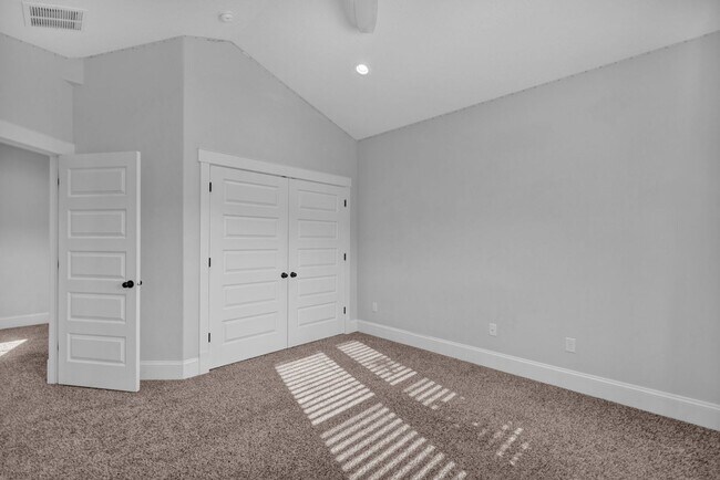 Building Photo - Luxury North Salt Lake Home with Mountain Views, Office & Fully Fenced Yard