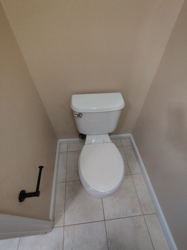 Building Photo - 13606 Brook Way