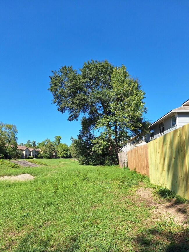 Building Photo - 27 Summer Haze Cir