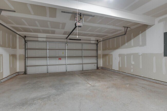 Building Photo - New Construction Living in Yukon's Redstone Ranch