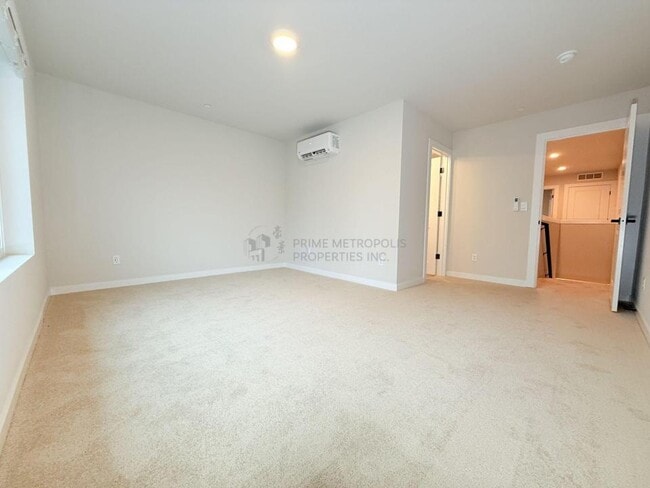 Building Photo - 16111 36th Ave W