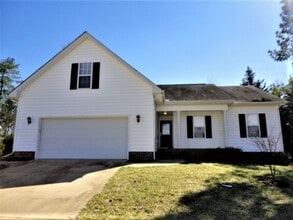 Building Photo - 112 Pine Orchard Ct