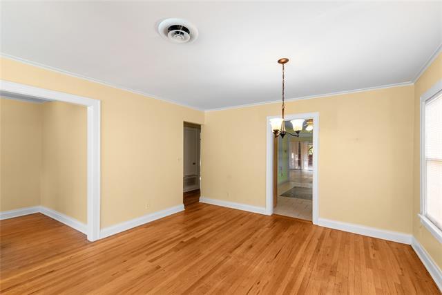 Building Photo - 3618 Gilbert Dr