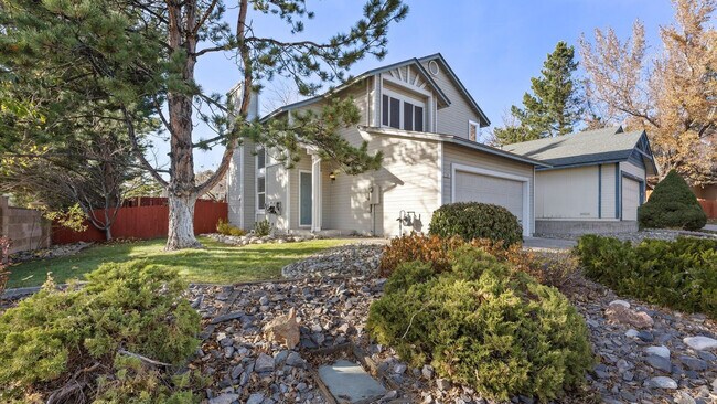 Building Photo - 2301 Sierra Highlands Dr
