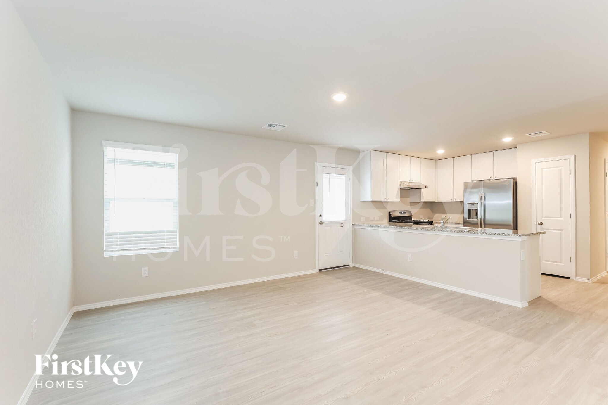 Building Photo - 10606 Varmus Dr