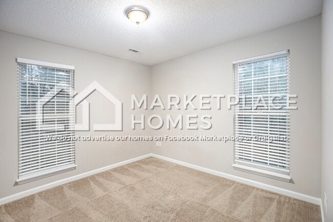 Building Photo - 148 Oakland Blvd