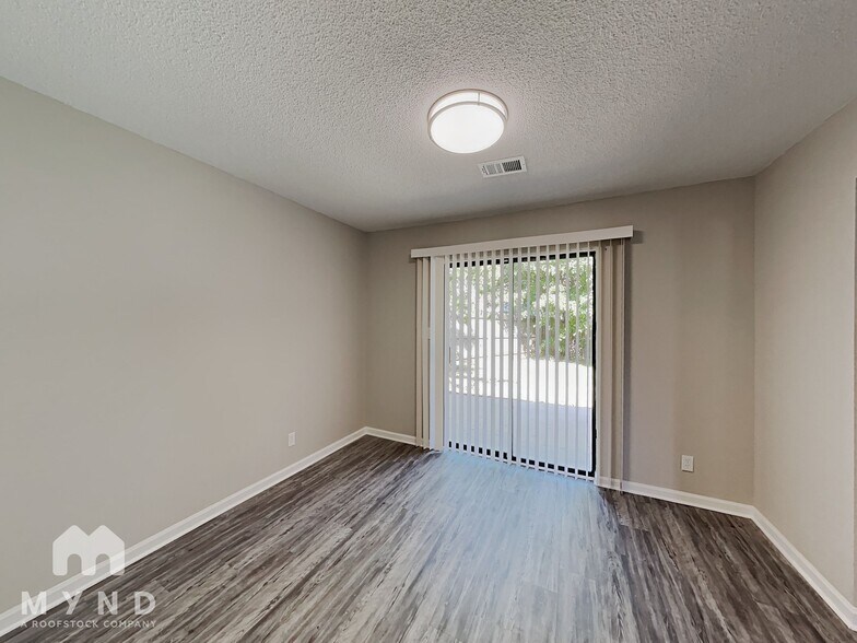 Building Photo - 7225 Little Fawn Pkwy