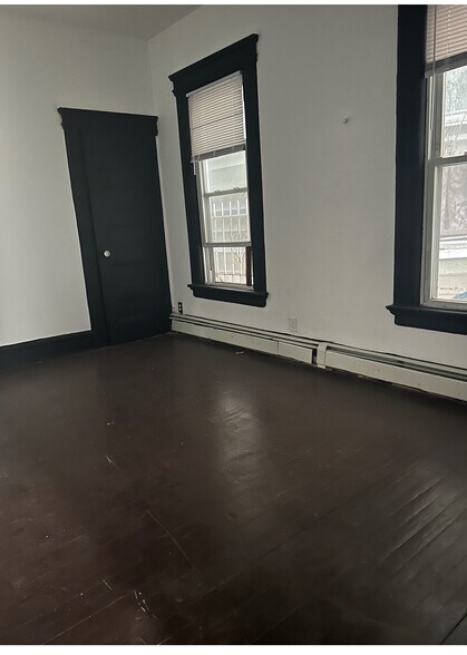 2 bedroom - 283 Clifton Ave