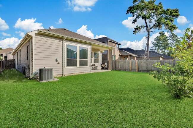 Building Photo - 120 Buckeye Dr