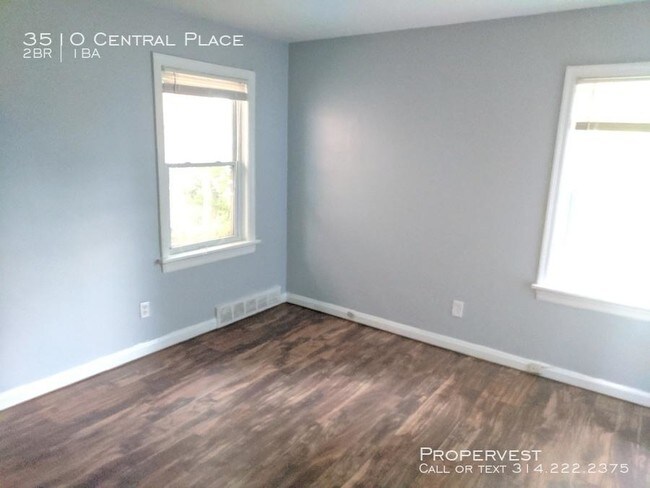 Building Photo - 2 bedroom in St. Louis  63121
