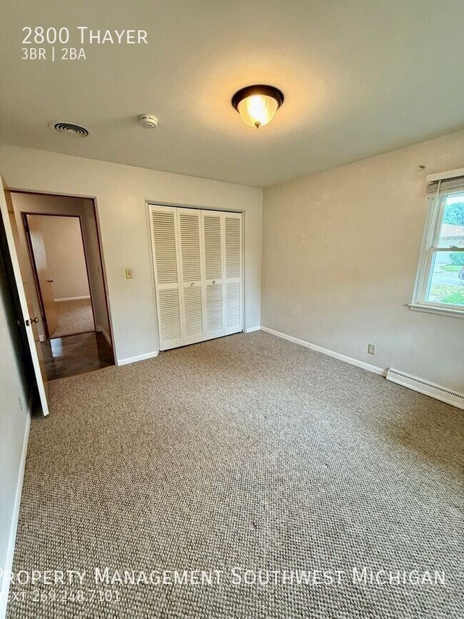 Building Photo - 2800 Thayer-