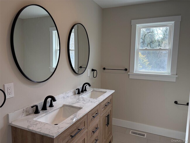 Building Photo - 91 17th St