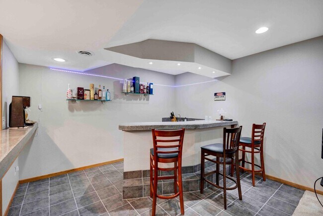 Building Photo - 3670 Sabertooth Trail