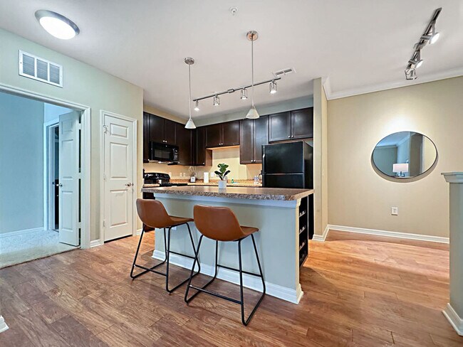 Building Photo - 1770 Bearberry Cir