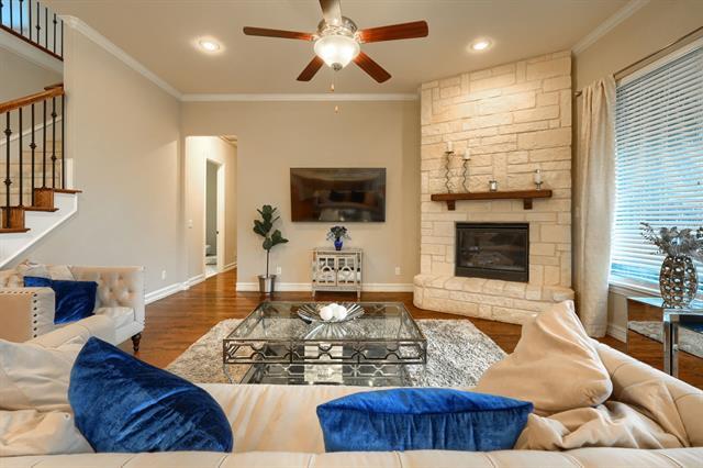 Building Photo - 949 Byron St