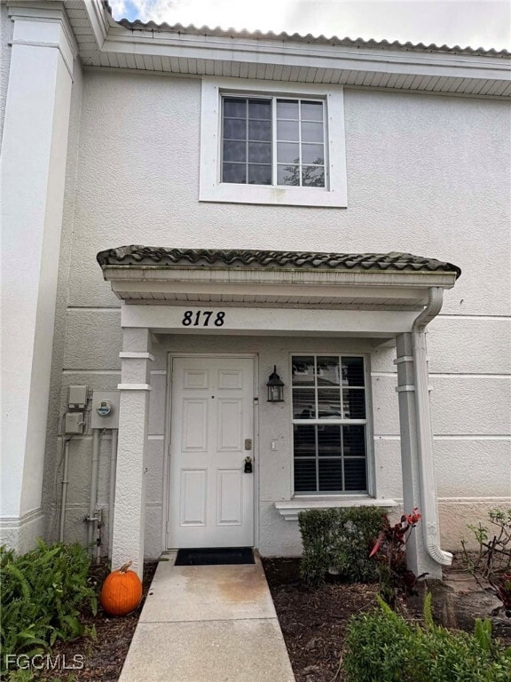 Building Photo - 8178 Pacific Beach Dr