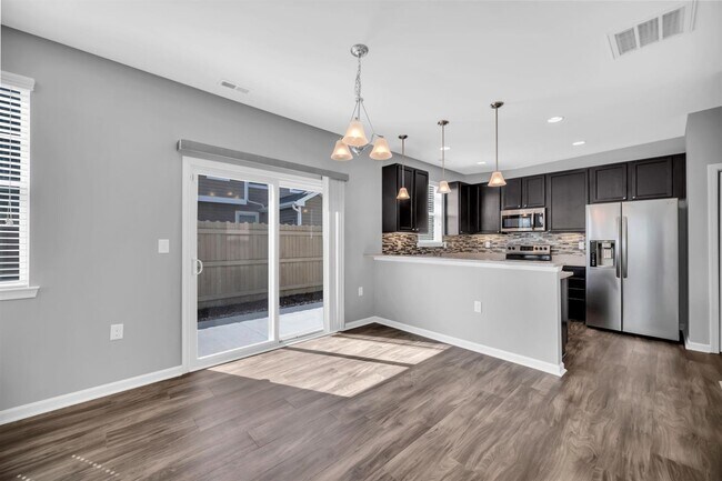 Building Photo - 1652 Halesworth Ln