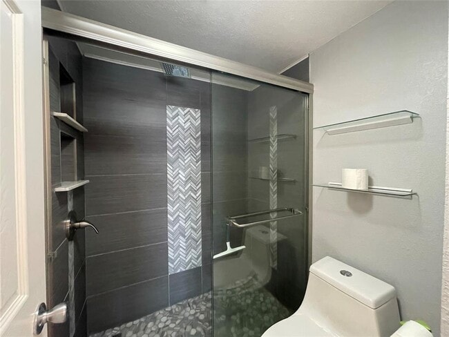 Building Photo - 4001 E NASA Pkwy