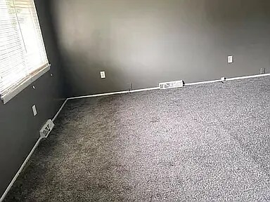 Building Photo - 20270 Hollywood St