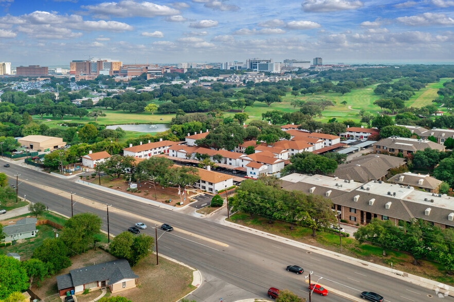 Country Club View - The Oaks at Medical Center