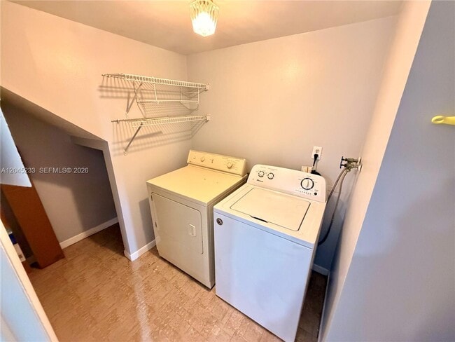 Building Photo - 7361 SW 26th Ct