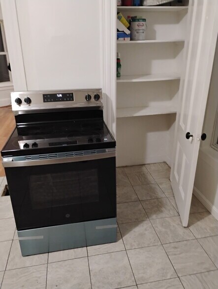 stove - 3 Worcester St