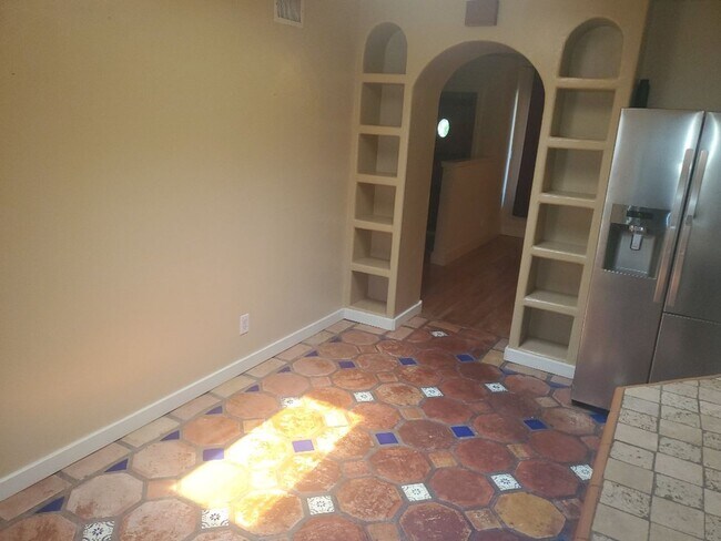 Building Photo - Three Bedroom Home in Lemon Grove